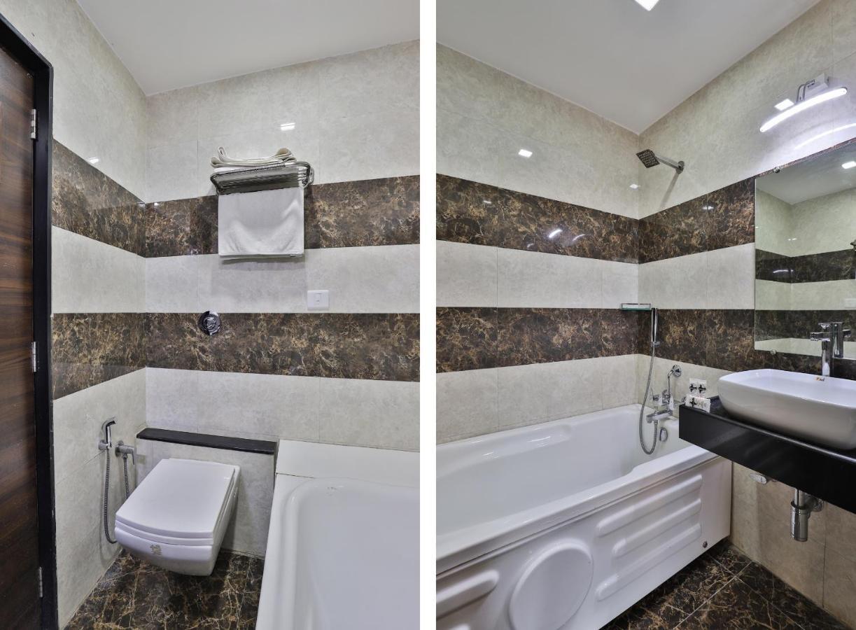 โอโย 7557 โฮเต็ล ศิวะ กุญช์ เอ็กโซติกา Hotel Naroda ภายนอก รูปภาพ